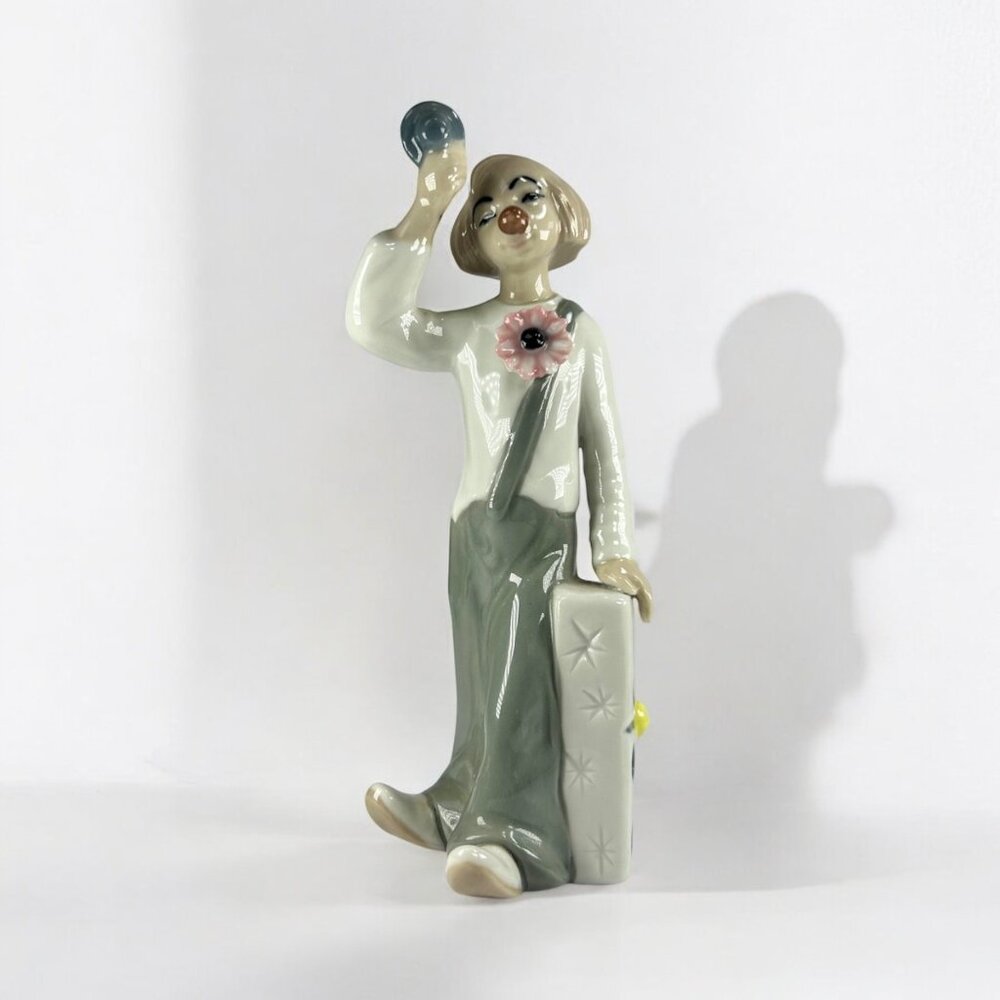 VTG Cascades Porcelanas Clown Figurine 7" Painted Porcelain Handmade in Spain